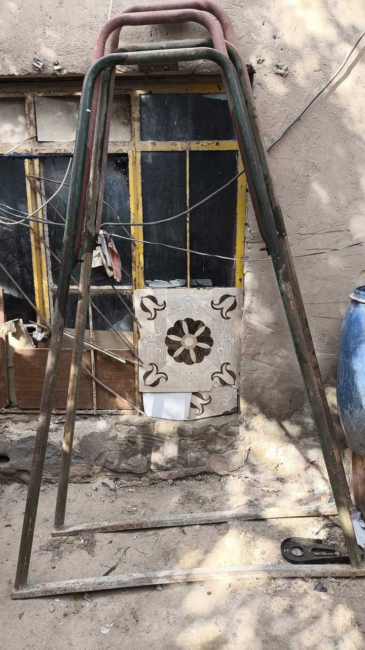 ونجي كامل البيع والشراي يجي يخابر علا هاذ الرقم ***********
