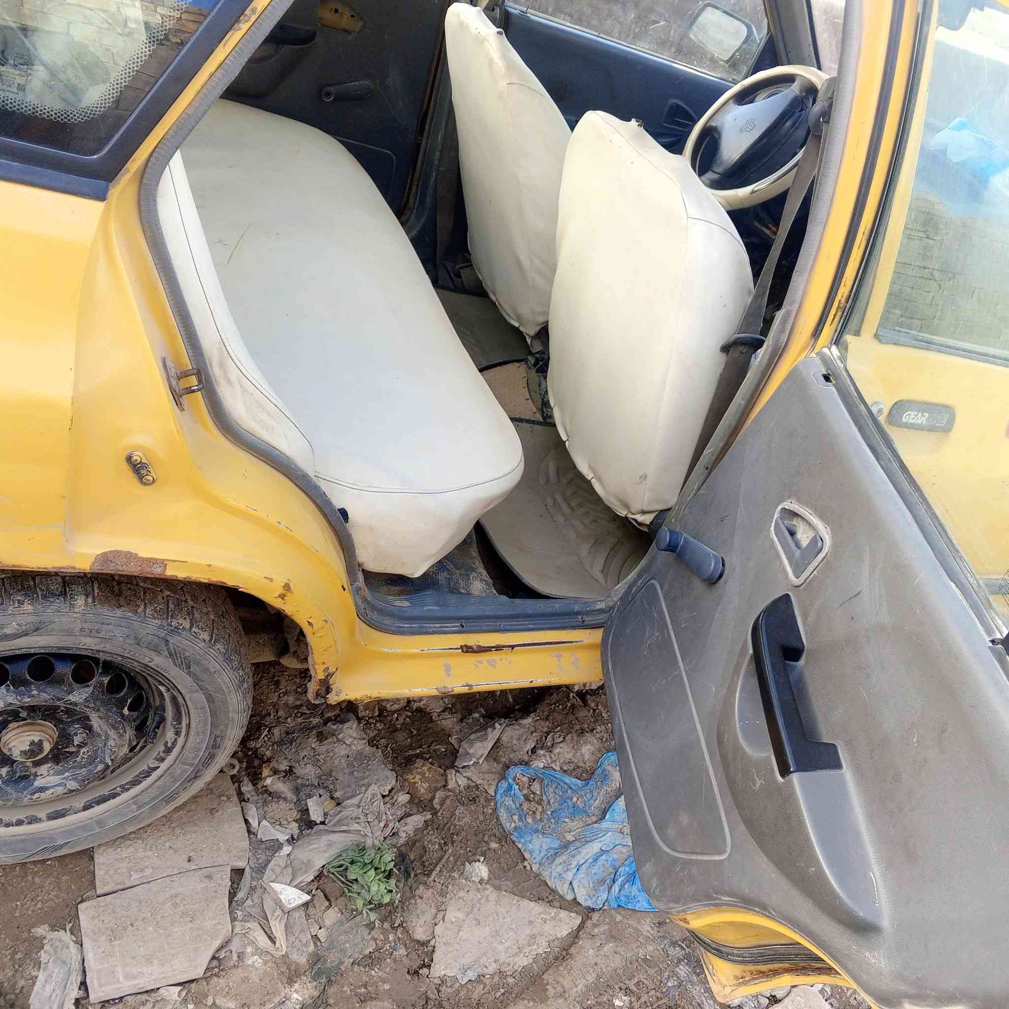 سلام عليكم اعيد النشر بسبب الوعود الكاذبة سايبه للبيع  موديل. 12. سنويه صاقطه بل 21  اسياره جاهزه  يرادلله ترتيبات مكينه كيره خير من الله كهراباىياته تخم تاير حداديته خير من الله البدي شوف العين بيه لوحه ضايعه  ابيع بدون اتكفله سرقه اوعشاير السياره كبل لشارع البريد يستغل بيه سعره. اب. 7 ورقات اوبيه مجال العنوان الدوانيه محافظة القادسيه. الستفسار.  رقم الموبايل  ***********. رقم الاسيه. ***********
