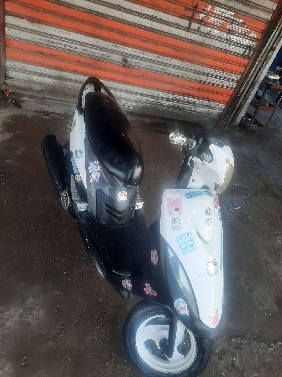 ماكس عدله نضيفه للبيع بيهة تزويد دراجه خير من الله🤍 نكره سلف أبئي وقت نكره الله شاهد شلعه ومعدل بيهة كلج رياضي بوشه. بلاد عداد شغال كهرابهيات كلهة شغاله الله🩵 شاهد ولا موكفتني دهن امزويل ديرلهة بانزين محسن ❤
                             مگاني. بغداد الـبياع حي الشـهداء 
          الـسعر 425وبيهة. مجال لطيبين 🫡


**إذا كنت صاحب هذا الإعلان وتريد حذفه لأي سبب، رجاءا أرسل رسالة إلى الدعم الفني**