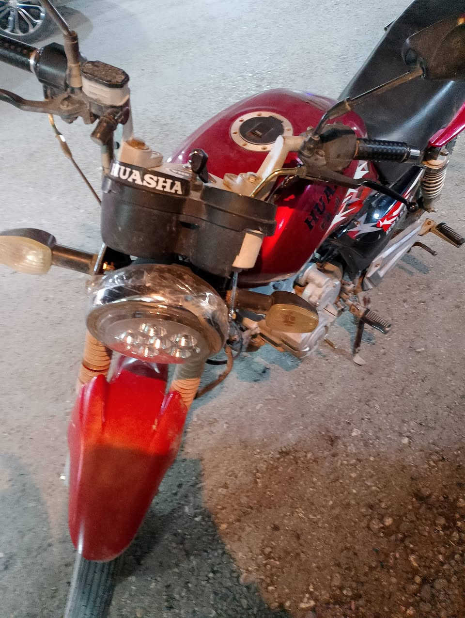 السلام عليكم هايوشه للبيع موديل 2014 السعر 400 الف وي بيها مجال للشراي للاستفسار المراسله على الخاص او الإتصال على. الرقم ***********
