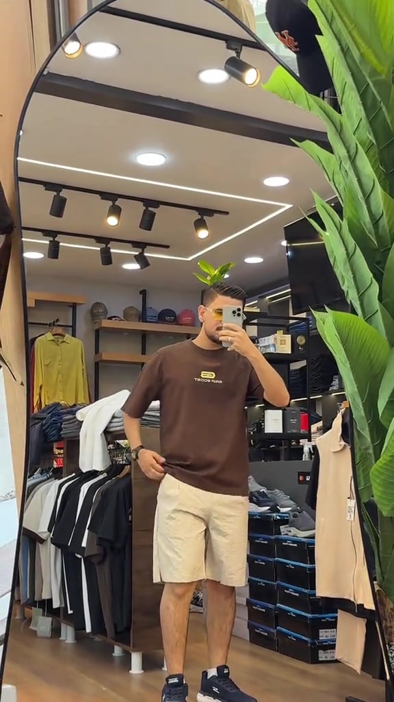 🔥 سيت صيفي متكامل بإطلالة تخطف الأنظار 🔥 إذا تريد الأناقة والراحة بنفس الوقت، فهذا السيت هو اختيارك المثالي 👌 👕 تيشرت قطني بخامة باردة ومريحة 🩳 شورت لن فاخر بتفصيل عصري 👟 حذاء أصلي يكمل الإطلالة بكل أناقة ✅ خامات درجة أولى ✅ ألوان متعددة ✅ قياسات متوفرة ✅ مناسب للطلعات والسفر والاستخدام اليومي 📍 العنوان: كركوك – طريق بغداد – فرع صيدلية نازلي 📞 للاستفسار والطلب: *********** أزياء سيد… لأن الأناقة تبدأ من اختيارك.#شعب_الصيني_ماله_حل😂😂 #ترندات_تيك_توك #كركوك_طريق_بغداد_شارع_القدس_احتفالات🇮🇶🌹 #كركوك_طريق_بغداد_شارع_القدس_احتفالات🇮🇶 
