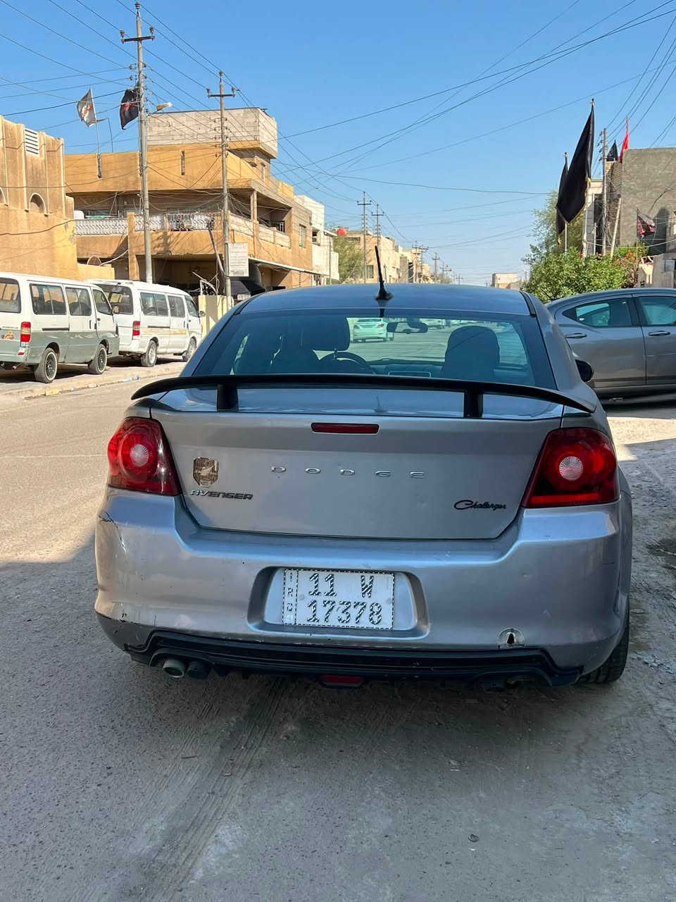 دوج افنجر البيع سيارة مديل 2013 محرك 2.4رقم بغداد ابسمي السيارة تحويل مباشر معفية من الهزة الغرمات سيارة ماشية 103 ليبل واحد بيه بارد بس الجملغ الخلفي رايده 75 بيه مجال الشراي 
مكاني بغداد قرب تقاطع درويش ‭***********‬
