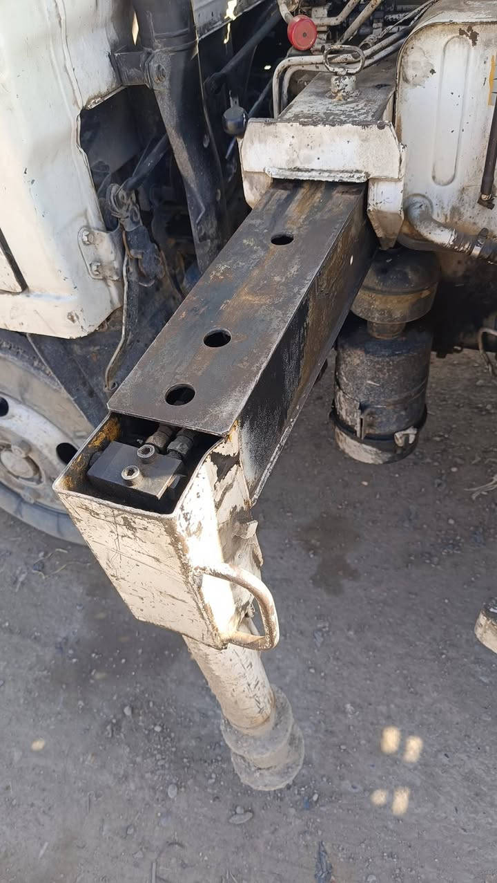 سلام عليكم كرين 2طن و2سلايت تادانو  مكانو بل موصل  ***********  سعر 18
