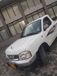 نيسان • ٢٠١٢ • تايلند