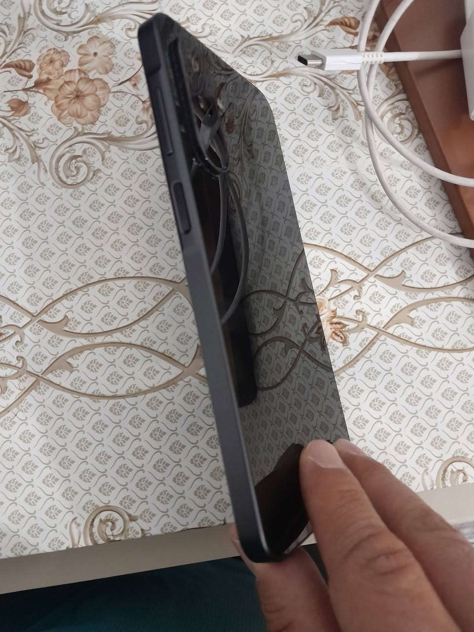 سامسونك A26 5G 
نظافة 💯 %
ذاكرة 128
مع شاحنة اصلية + خاصية الشحن السريع 
مع كفر جلد طبيعي اصلي 
السعر 225 وبي مجال
*********** واتساب فقط 
فقط واتساب
