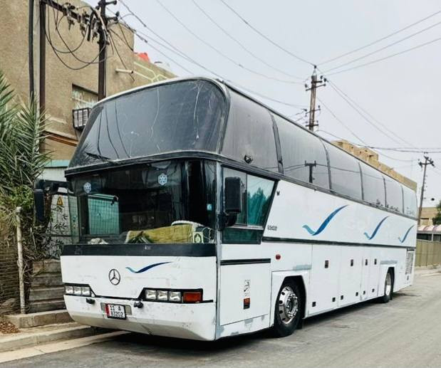 السلام عليكم من رخصة الادمن باص مارسيدس ٢٠١٠باسمي سنوية نافذة لغاية ٢٠٣٠ خطها بغداد ،بصرة كير اكسن محرك تخم تاير ٥٣ نفر سيارة جاهزةتدفئة تبريد وجاهزة  من الدعامية للدعامية تحويل مباشر ثاني يوم للاستفسار الاتصال *********** ،***********
