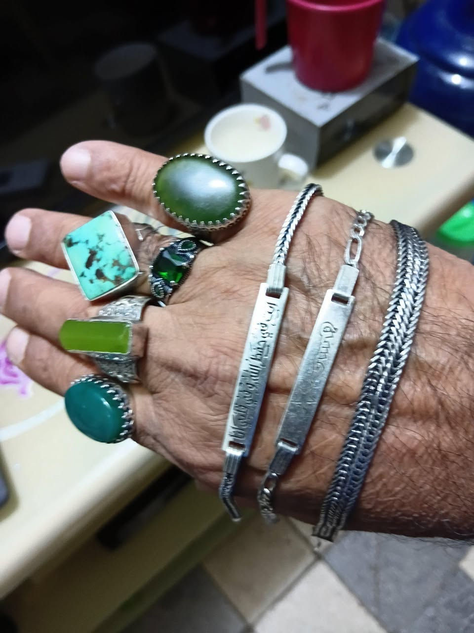 محابس وسوارات فضه بغداد, العراق


**إذا كنت صاحب هذا الإعلان وتريد حذفه لأي سبب، رجاءا أرسل رسالة إلى الدعم الفني**