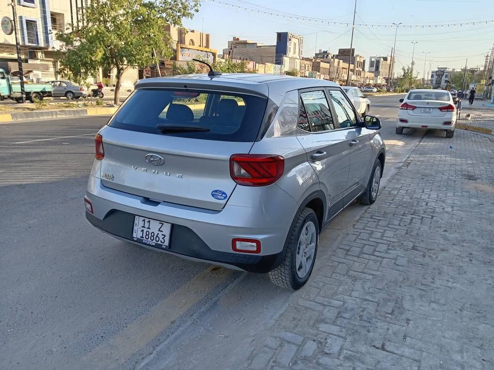 هيونداي فينو موديل 2023 ماشيه 26السياره نضيفه اوتماتيك وارد أمريكي بيه بس جاملغ قليل صبغ الأمامي رقم بغداد تحكمات مكان السياره بغداد  الكرخ حي الجهاد السعر 133$
للتوصل (***********) عندي سونار مالته بس جاملغ امامي بغداد, العراق
