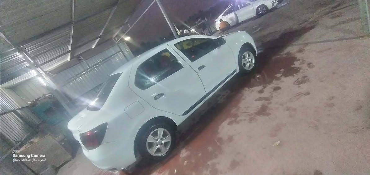 السلام عليكم رينو سمبل موديل 2021 للبيع بالاقساط بمقدمه ٥٠ ورقه والقسط الشهري بالاتفاق سياره بيها طخه بسيطه باب اليمنه الخلفي بارد السياره بيها سونار الباقي  كله مكفول كير محرك صدر رقم بغداد اسوي وكاله قياده لحد تسديد المبلغ ***********
