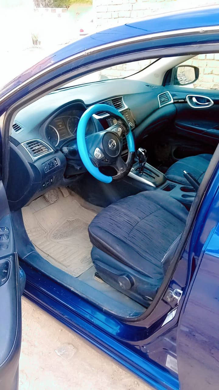 السلام عليكم نيسان سنترا لبيع 2016فول مواصفات حادث جاملغ وبنيد نفس مصلح السعر 92 بيه مجال لشراي اتصل عل***********
