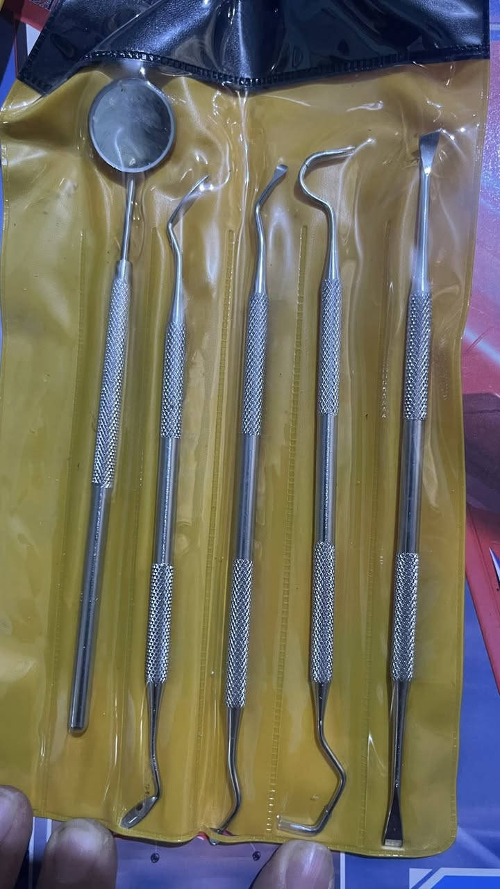 ادوات فحص اسنان
متوفر ١٦ قطعه


**إذا كنت صاحب هذا الإعلان وتريد حذفه لأي سبب، رجاءا أرسل رسالة إلى الدعم الفني**