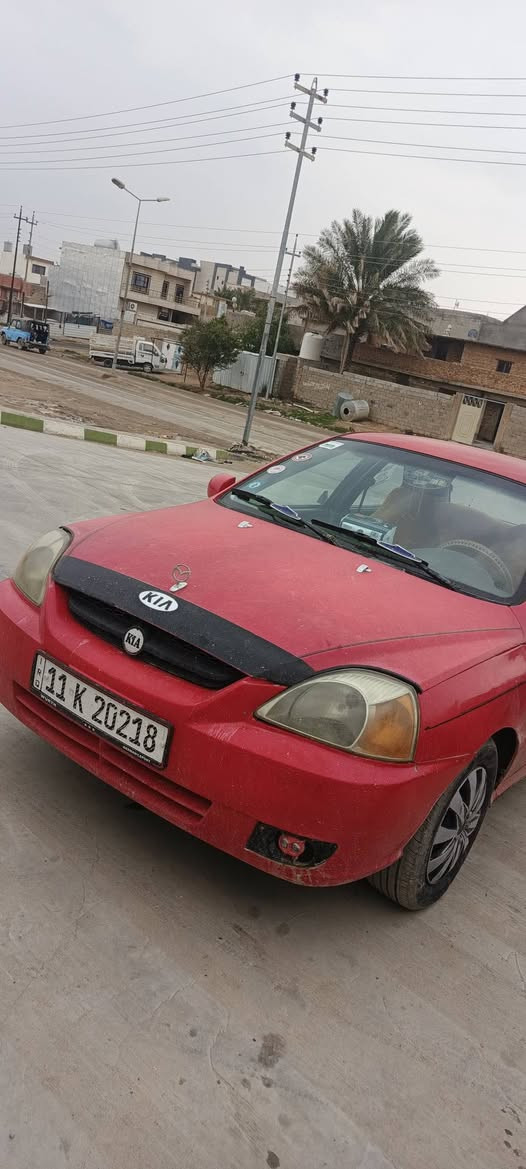 سلام عليكم ورحمه شباب سياره لبيع كيه ريووو موديل 2003رقم بغداد نكليزي هزه سنويه ل 31بسمي تحويل شوكت ماتريد  كير محرك خير من الله شرط كهربايات كله شغاله باتري جديد تواير نص عمر صدرهه زين سعرهه 45وبيهه مجال مكاني ديالى قضاء قرتبه رقم ***********
