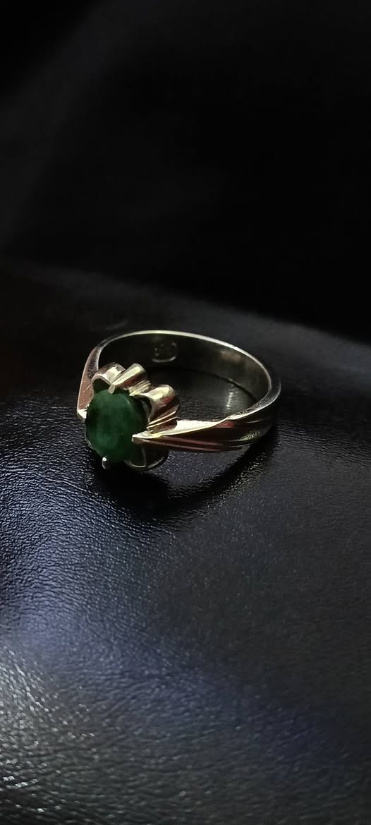 زمرد زامبي من صياغه المبدع (عبدي)
قياس الخاتم:(21_22)
(خاتم تحفه صياغة ايطالي طلاء روديوم )
المكان:الناصريه مركز(لايوجد خدمة توصيل)
واتساب فقط:‏‪0788 748 3882‬‏
