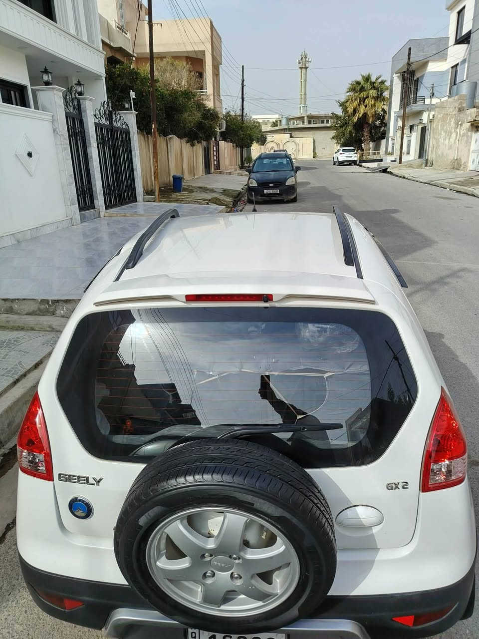 جيلي بانده موديل 2013 فول مواصفات قطعه واحده صبغ جاملغ أمامي يسار السعر٦٨ وبي مجال ***********
