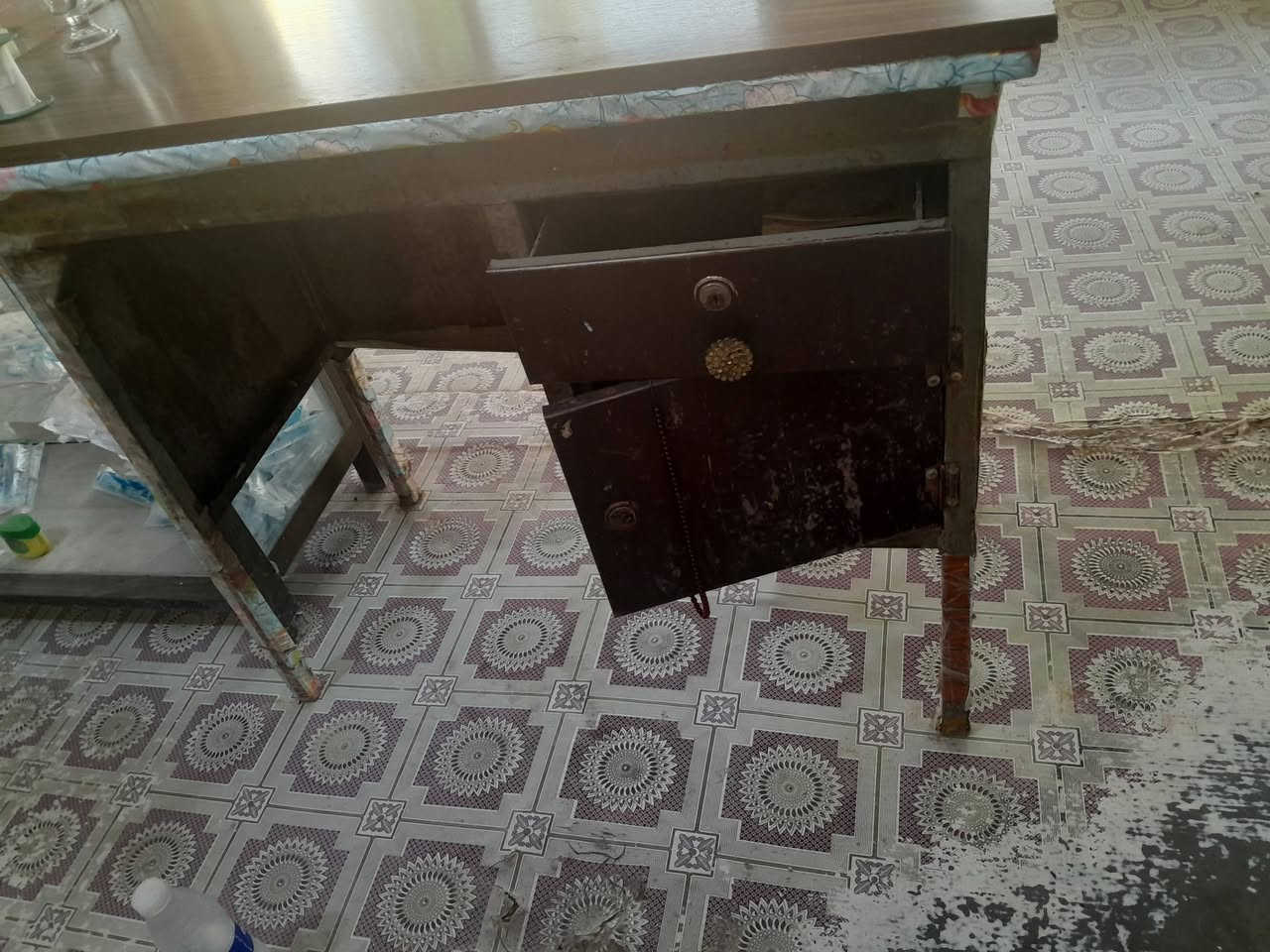 للبيع


**إذا كنت صاحب هذا الإعلان وتريد حذفه لأي سبب، رجاءا أرسل رسالة إلى الدعم الفني**