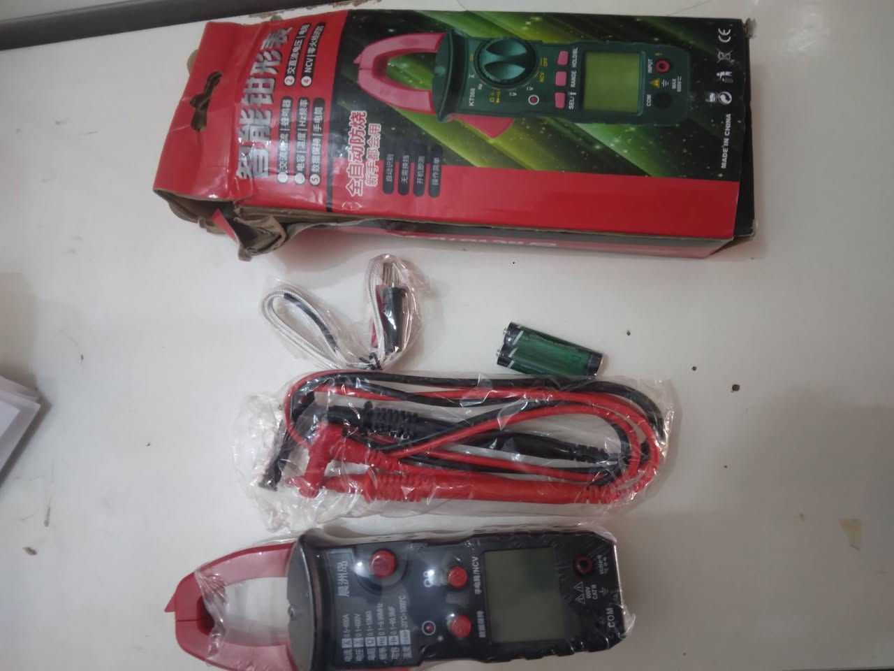 خلي  سعر وتوصيل علينه داخل عفك 
***********
