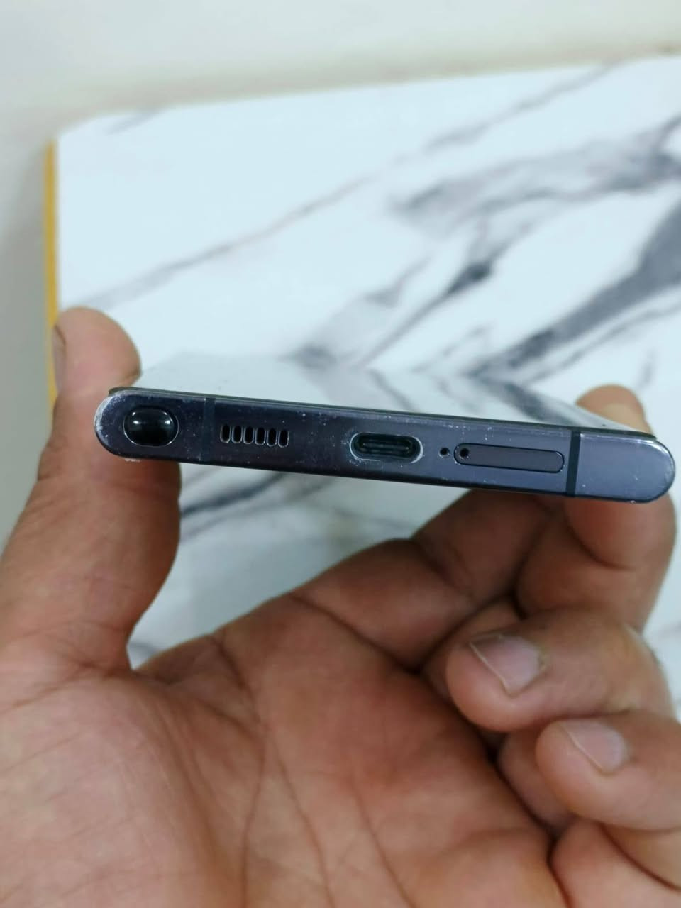 Galaxy S22 Ultra نضافه جيده ذاكره 256 امريكي انكليزي  واحد شريحه فقط بي سواد يم الكامرا مكاني بغداد زعفرانيه السعر 425


**إذا كنت صاحب هذا الإعلان وتريد حذفه لأي سبب، رجاءا أرسل رسالة إلى الدعم الفني**