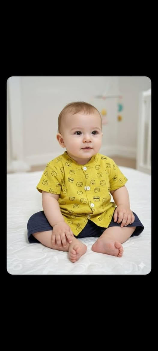 السلام عليكم ملابس اطفال القماش راقي يلبس من عمر اشهر الى ١٤ سنه والاسعار ٥ الى ١٠ الي يريد يحجز ياخذ سكرين للمنشور ويدخل وات ساب على الرقم ***********
