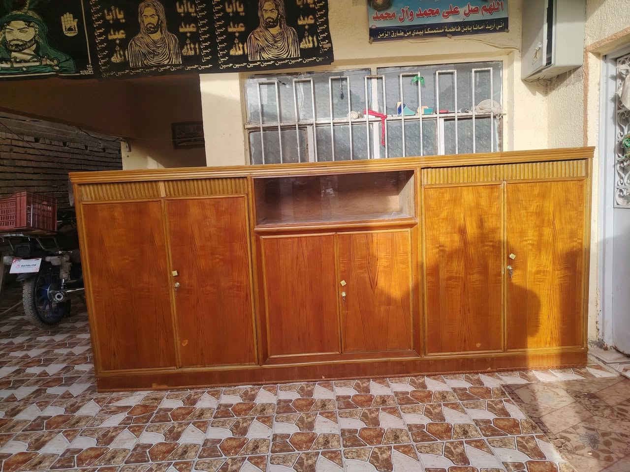 بوفيه مستخدمه نضيفه *********** واتساب أو خاص
