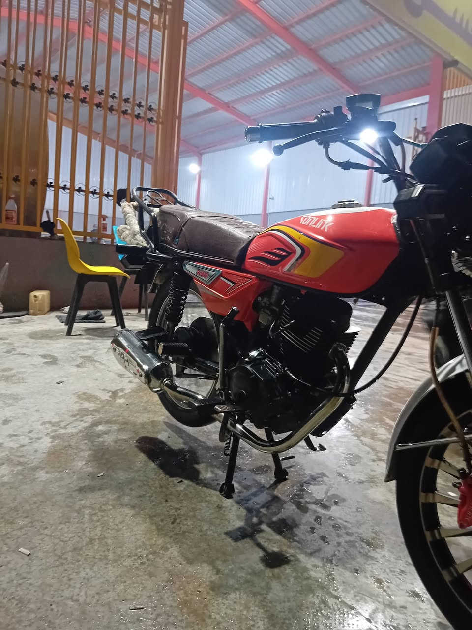 سلام عليكم دراجه سيفان البيع موديل 25 الدراجه كفاله عامه من كلشي خير من الله السعر 725وبيه مجال حك جيتك الاستفسار *********** مكاني ديالى الخالص هبهب
