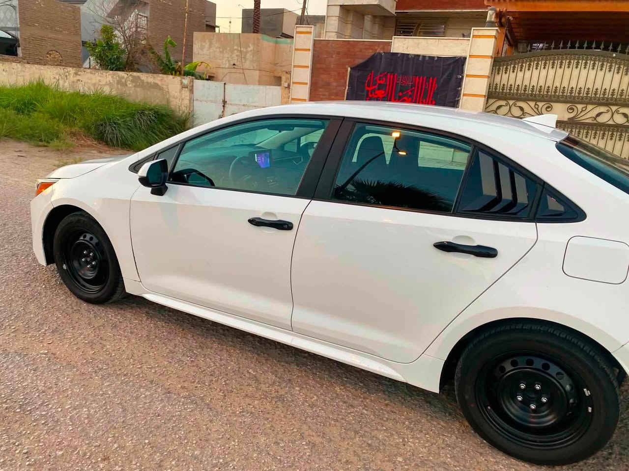 سلام عليكم للبيع  كورلا موديل 24 مرقم بابل شهداء ماشيه 8 الف حادثها فقط جاملغ وبنيد وبيها سونار سياره جديده بمعنه الكلمه مكان سياره حله تفاصيل اكثر ***********
