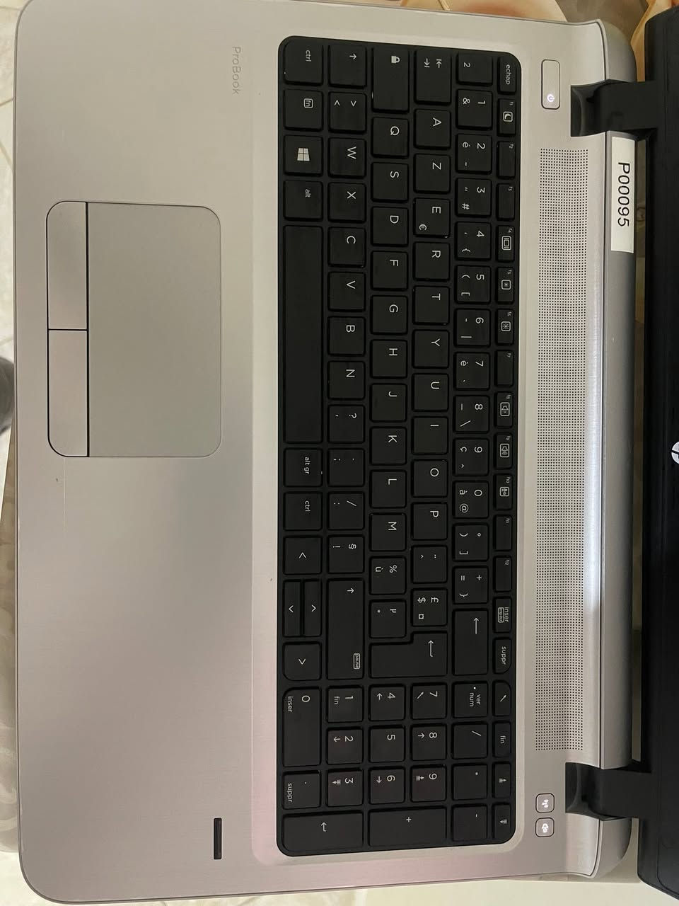 HP probook 450 G3

✅Cpu : i5 6200U
✅Ram : 08 Go
✅Nvme : 256 Go 
✅Ecran :14" fullhd
✅Clavier :Azerty
✅Graveur dvd 
✅Batterie :3H 
✅Chargeur Dvd 
✅État :10/10

Produit européen 🇫🇷🇫🇷🇫🇷
Livraison 69 Wilaya
Whatsapp :0542783199


**إذا كنت صاحب هذا الإعلان وتريد حذفه لأي سبب، رجاءا أرسل رسالة إلى الدعم الفني**