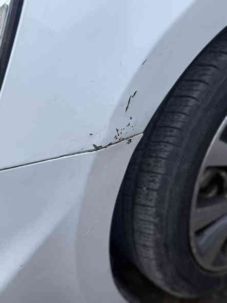 السلام عليكم 
اكسنت ٢٠١٦ خليجي مكفوله 
البيها موضح كدامك بل صور غير هل شي مابيها بدون صبغ فقط دعاميات 
ماشيه ١٠٠ الف 
رقم بغداد 
عنواني بغداد العامريه 
السعر ١١٢ وبيها مجال 
***********
