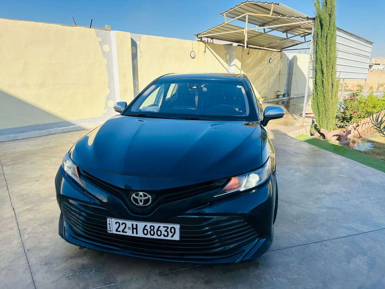 للبيع سيارة Toyota Camry 2020
• الموديل: 2020
 • الفئة: LE
 • الممشى: 80 ألف ميل
 • رقم: أربيل
 • اللون: نيلي
 • الحادث: خلفي (جام لغ + صندوق)
 • شرط: التحويل
سعر 165 
التواصل ***********
