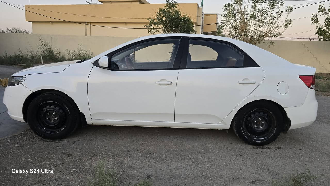 السلام عليكم كيا سيراتو موديل ١١
رقم سليمانية كير عادي ٦ كير 
سنوية لل ٢٧ 
محرك ١٦ 
سونار مرفق بالمنشور 
السعر ٩٠ وبيها مجال 
اذا اكو مراوس كورلا موديل ١٧ او ١٨ شمالي 
مكاني ديالى الوجيهيه ***********
