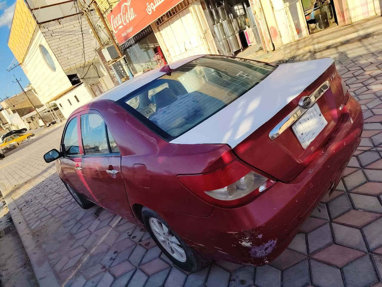 سياره للبيع بيوادي موديل 2012رقم قادسيه مصفره هيئه وغرامات كير محرك حداديه تبريد كله جاهز تخم تاير جديده العنوان ديوانيه للاتصال ***********
مامتواجد ع فيس لحد يراسل
