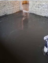 لكل من يتابعني شغل درجه اولى مقاولات بناء صب لباخ بياض سيراميك تفليش و...