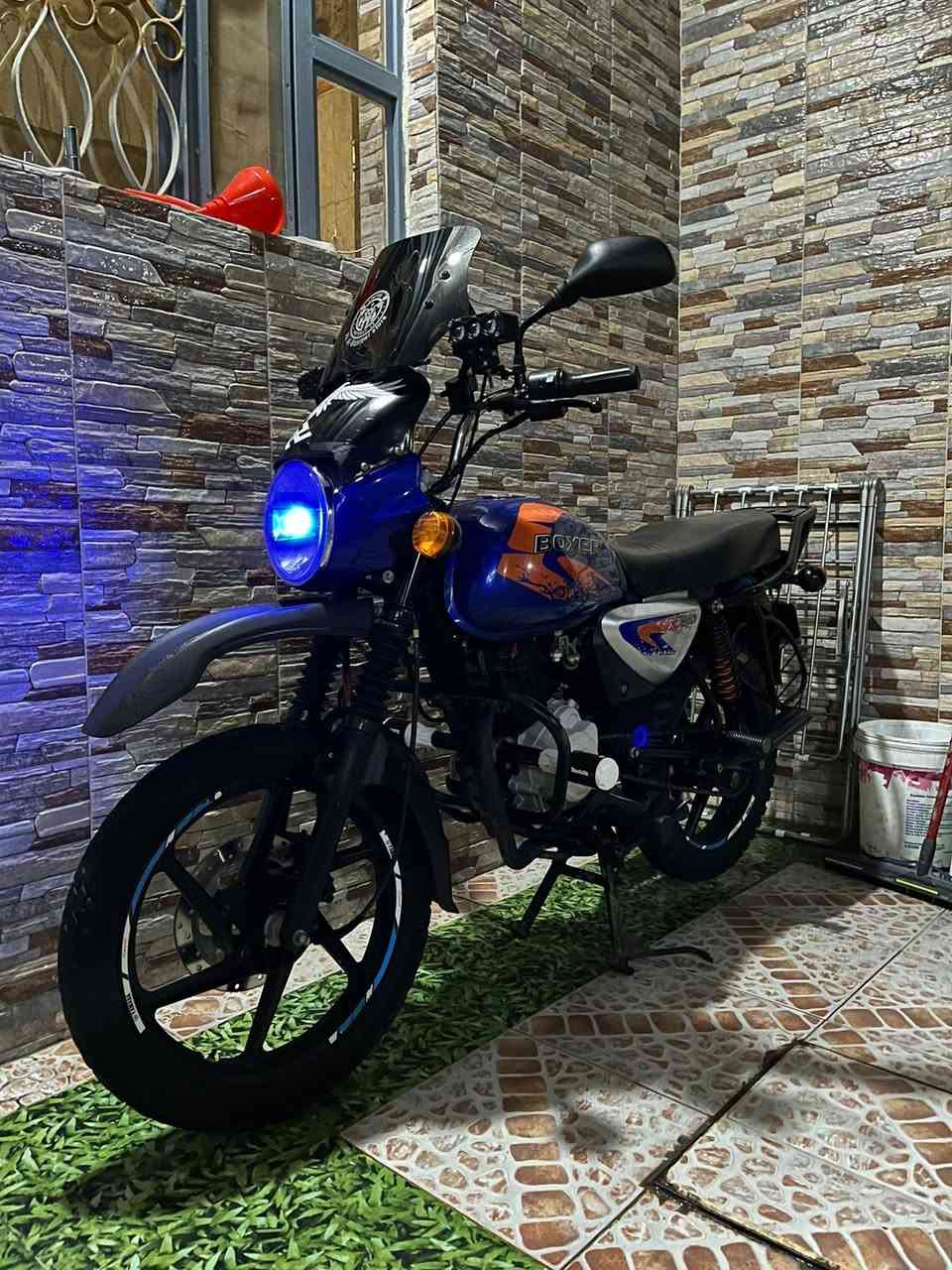 سلام عليكم بوكسر مديل 2023 دراجه نضيفه حيل جيب اي فيتر وياك وفحص الدراجه بأسمي تحويل احولك بل يوم الي يعجبك دراجه مرقمه بغداد ومعتني بيه خوش اعتناء دراجه ماشيه 16 الف وقبل للزياده  مكاني بغداد الكريعات السعر المطلوب بيه 2550 وبيه مجال للشراي مكاني بغداد الاعظميه رقم تلفوني ***********
