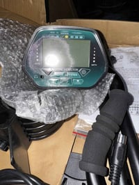 كاشف معادن • جديد • توصيل