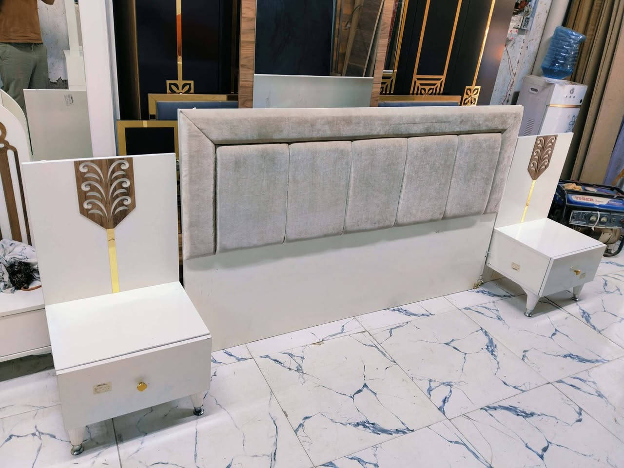 غرفة تركي 5قطع نظام ابواب ❤ ✨
السعر 475 مع الشد 🪛ونقل 🚙
داخل بغداد متوفر توصيل لجميع المحافظات 🇮🇶


**إذا كنت صاحب هذا الإعلان وتريد حذفه لأي سبب، رجاءا أرسل رسالة إلى الدعم الفني**