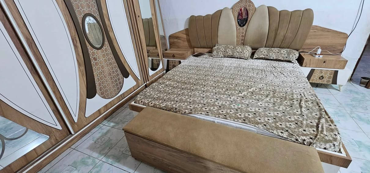 غرفه نوم تركي 10 قطع 
مشترينها ب 2 ونص 
هسه السعر 750 و بي مجال 
دلي عباس شارع شروين مقابل دكتور قيس
***********

