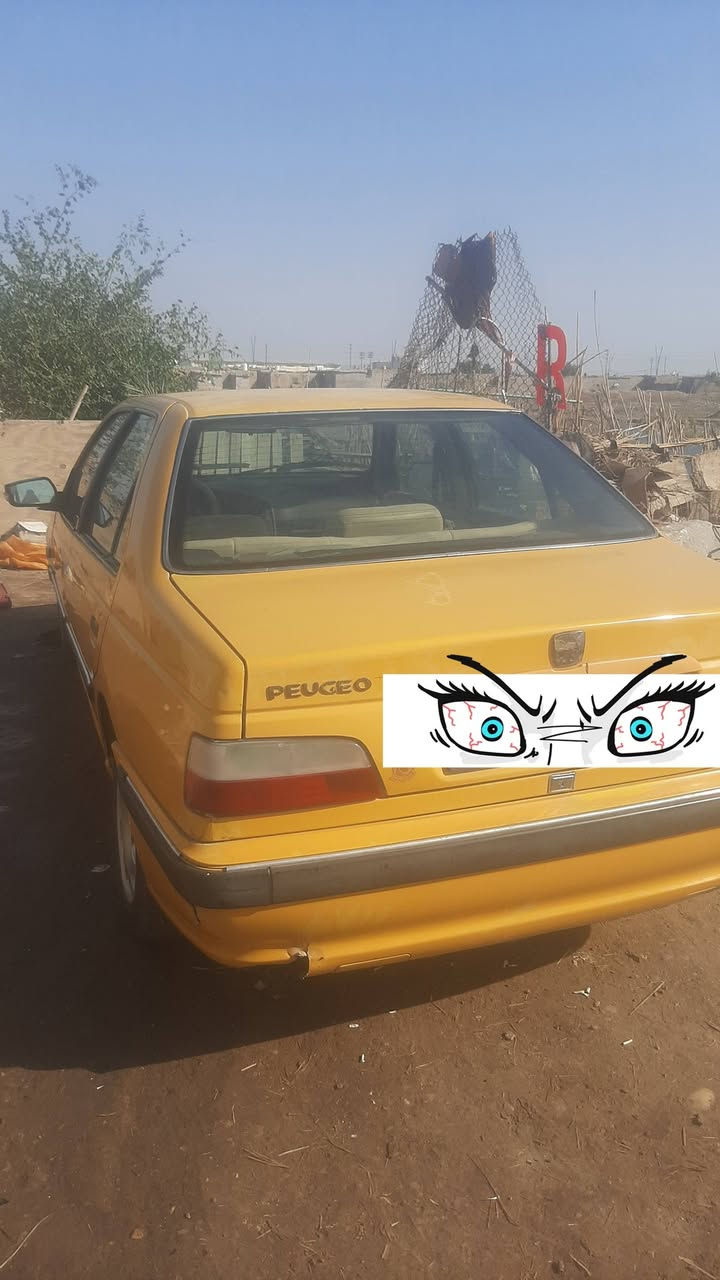 سلام عليكم سياره بيجو بارص لبيع موديل13 سياره لا ضربه ولا خياس وصبق تكحيل،قليل مكينه كير جدد،سياره جاهزه،رقم نكليزي،سنويه27 بس شرط ديره راعيه يريد تحويل،هل اريد بيع،مكاتبتي،عقد مرور،بدون مفاشل،سعره30 وبيه مجال *********** بكانه ميسان لعوفيه
