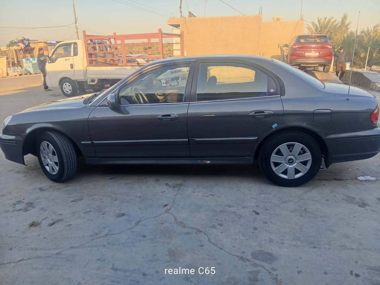 السلام عليكم و رحمة الله
سونات وفود موديل2004  محرك 2000رقم بغداد         كير و مكينه جديد تبريد و تدفئة شغالة سنتر لك بلاد   السيارة مصبوغه عام جمالية السيارة مسويلها ادامه كامل (فيت بم - بخاخات - بلاكات -  مجاول ـ الحدادية الأمامية و الخلفية ـ باتري كله جديد)
السعر: 68 
مكان السيارة حلة اتصال على الرقم
للاستفسار ***********
