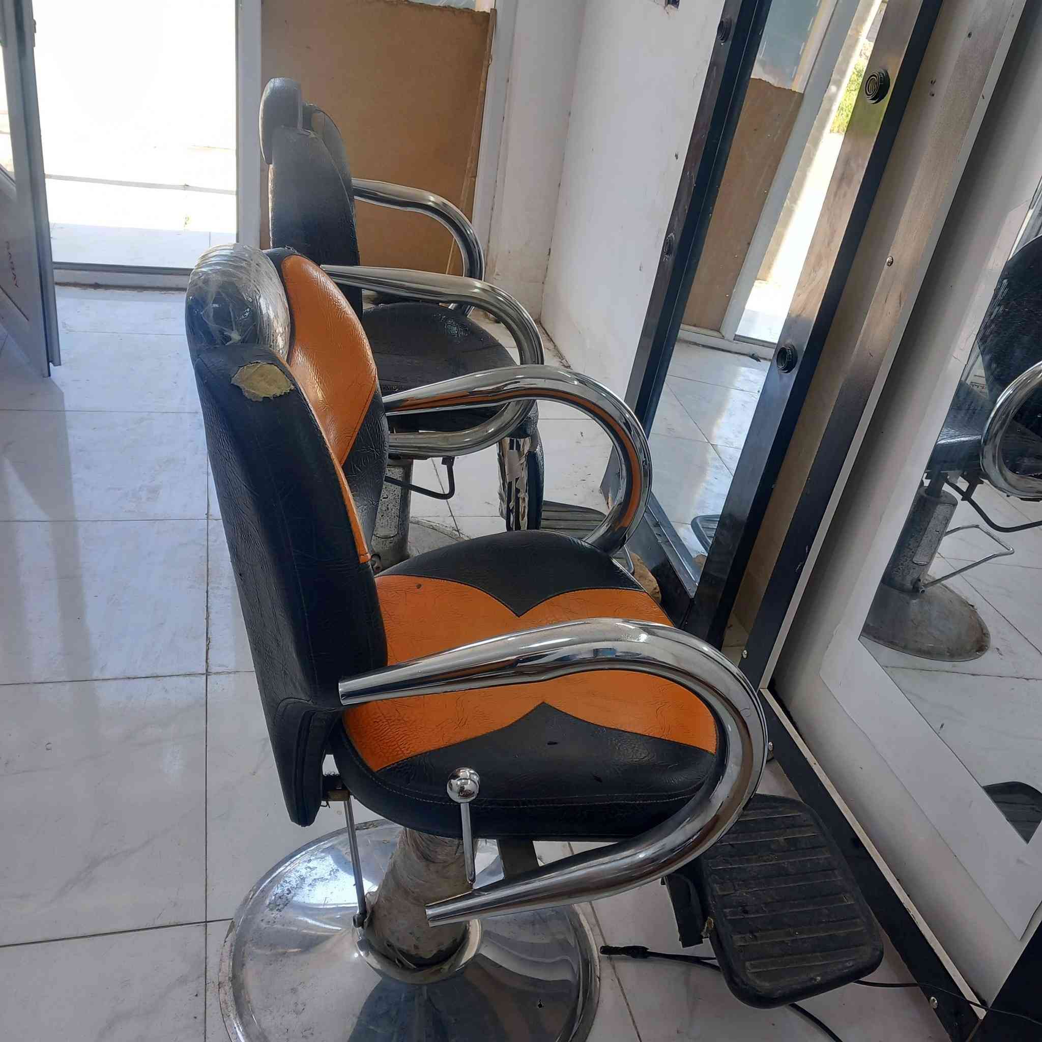 كرسي عدد٢
مرايات عدد ٢ للبيع


**إذا كنت صاحب هذا الإعلان وتريد حذفه لأي سبب، رجاءا أرسل رسالة إلى الدعم الفني**