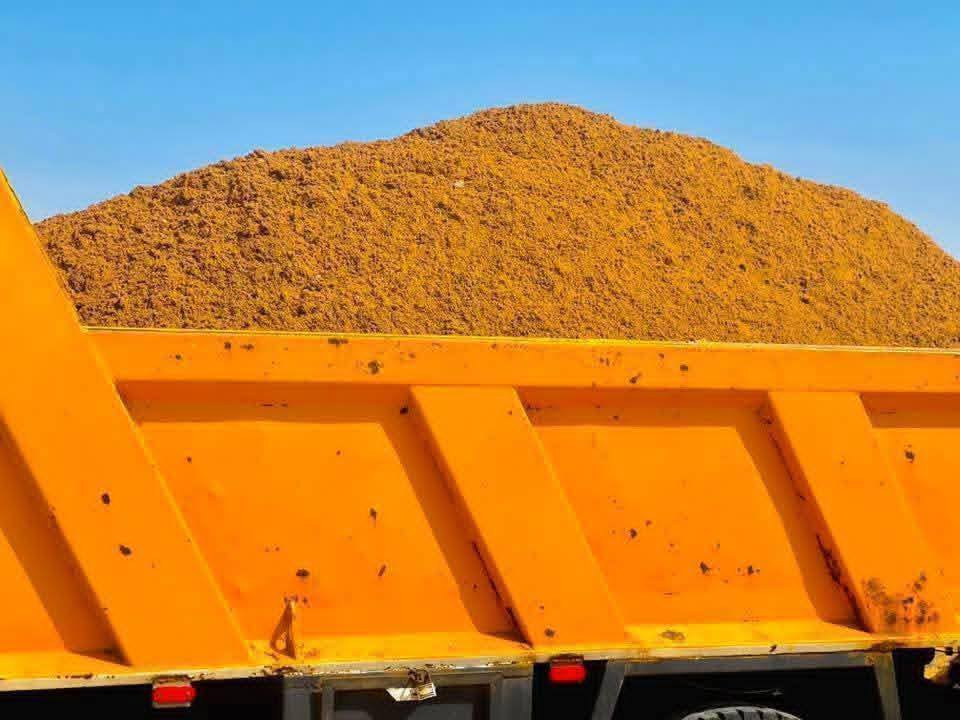 رمل للبيع مقسول شرط السعر 80 شرط الرمل وهاذه رقمي *********** واصل من المعمل
