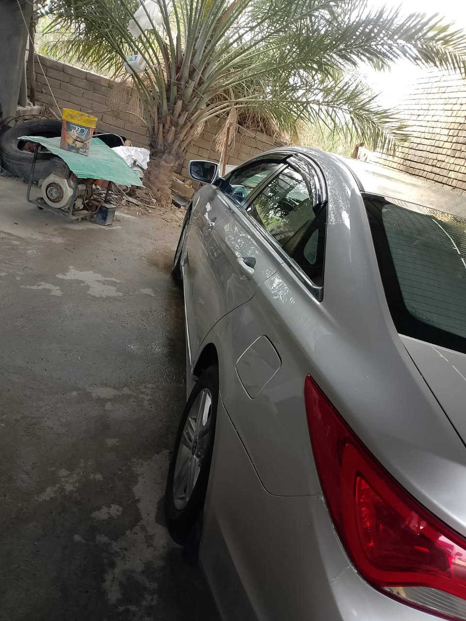 السلام عليكم سوناته وارد كوري مديل ١٣ بسمي سنويه جديده رقم دولي الوارد كوري يجي معروف بي صبغ مكينه ٢٠٠٠ دوش مكينه مامفتوحه كير جديد حداده تمام ضربه مابيهه بس كد شبر بل جاملغ الخلفي بجم مكفول سياره حلوه وجديده حساسات خلفيه منضومه زنون مجاول بلكات باتري دينمو نوزلات كله جديد سياره متعوب عليهه التواصل على الرقم وتساب *********** العنوان البصرة قضاء المدينة السعر على اتصال فقط ￼
