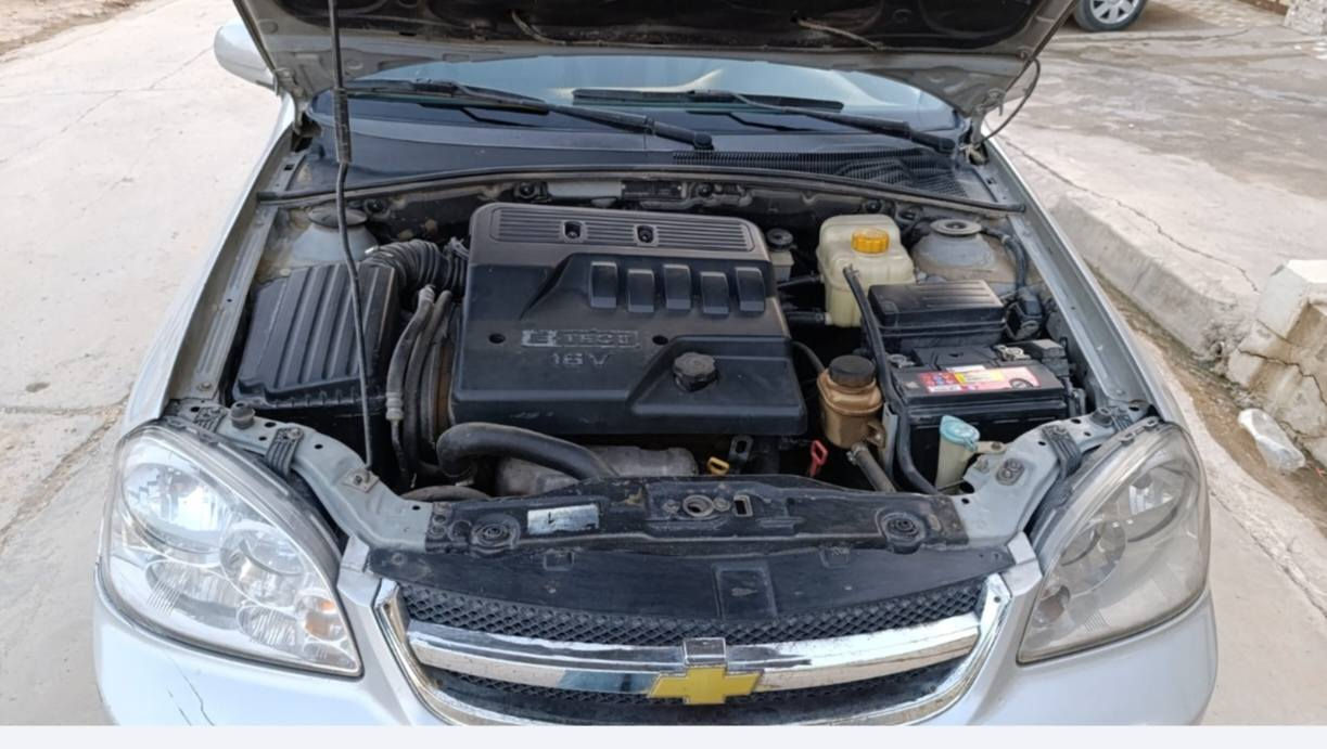 اوبترا للبيع
موديل ٢٠٠٧ 
لون رصاصي 
كير ومحرك شرط 
ضرر قطعتين بدون دواخل 
السعر ٧٥ بيها مجال 
الاستفسار ***********
