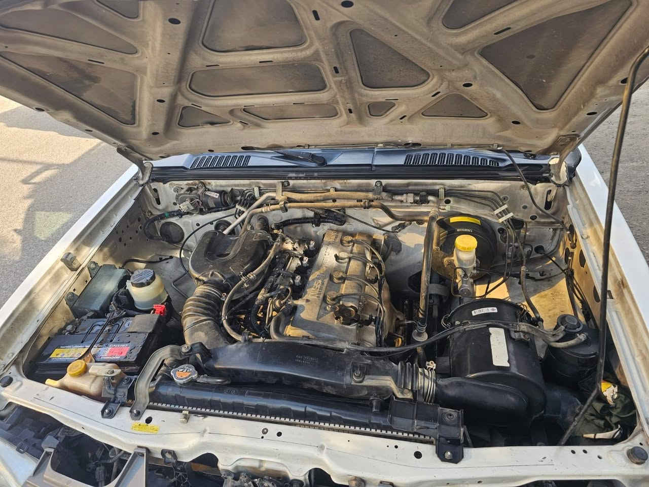 سلام عليكم للبيع بيكم نيسان موديل ٢٠٠٨ سيارة خير من لله مكينه كير حداديه شاصي كامله متصرف عليهه شي رقم بغداد بسم صاحبهه السعر ٩٧ بيهه مجال عنوان بغداد البنوك 
رقم صاحب السيارة ***********
اني مكلف بل نشر بغداد, العراق
