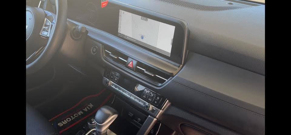 السلام عليكم
عادي ابيعه بلاجل 
 كيا سلتوز 
 موديل 2023 
 بدون دواخل
 محرك 200 دوش المرغوب 
ماشيه 45  
محرك كير تبريد تدفئة صدر كله جديد
 مكان السياره ديالى بعقوبه 
 سعر 145 وبيه مجال
 رقمي *********** بعقوبة, ديالى
