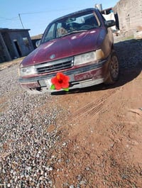 فكترا ١٩٩٢ • محرك ٢.٠ كابريتر • رقم صلاح الدين