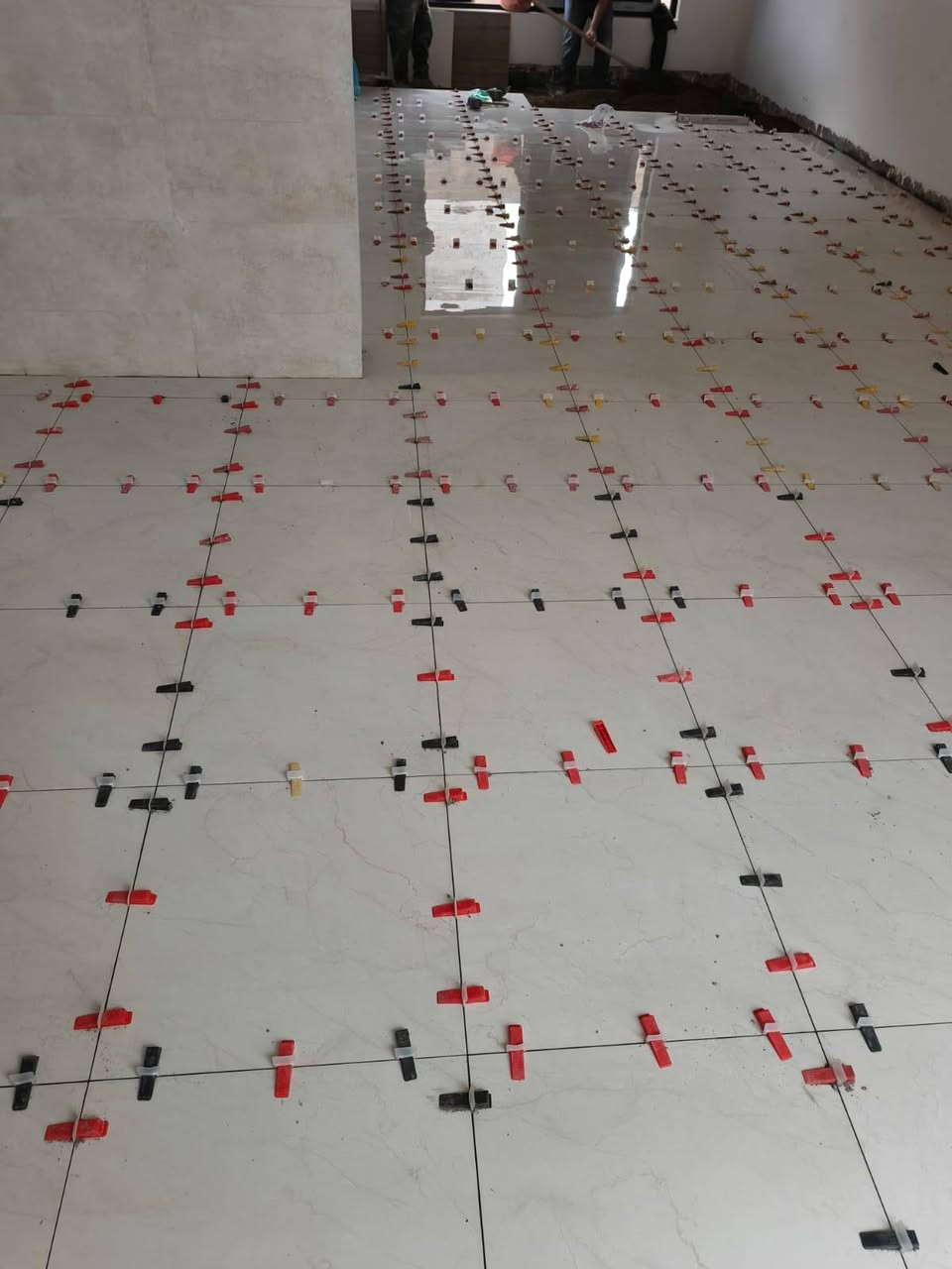 خلفه سراميك جدران ارضي الاواح مرمر شغل درجه اولى متفرغ حاليآ شرط استلام المهندس
***********
***********
