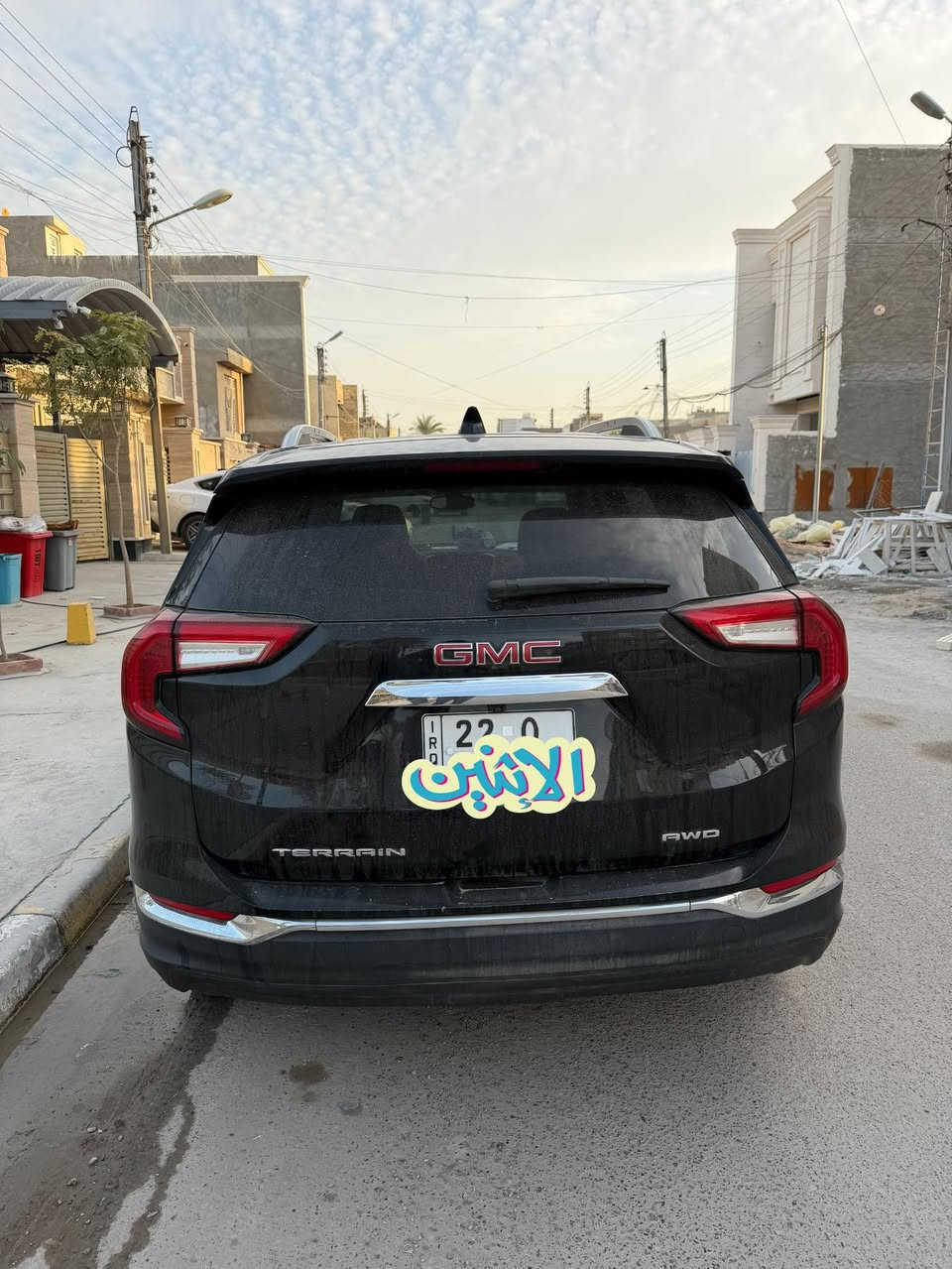 السلام عليكم
تيران موديل ٢٠٢٤ فوول مواصفات عدا البانوراما 
فور ويل 
ماشية ٣٣ الف كيلو متر 
دخول وترقيم جديد 
رقم اربيل 
ضررها موضح بالصور 
صبغ فقط الجاملغ الخلفي اما الباب مبدل بلادي نفس اللون 
السعر ١٩٠ ورقة 

*********** 
مكانها بغداد
