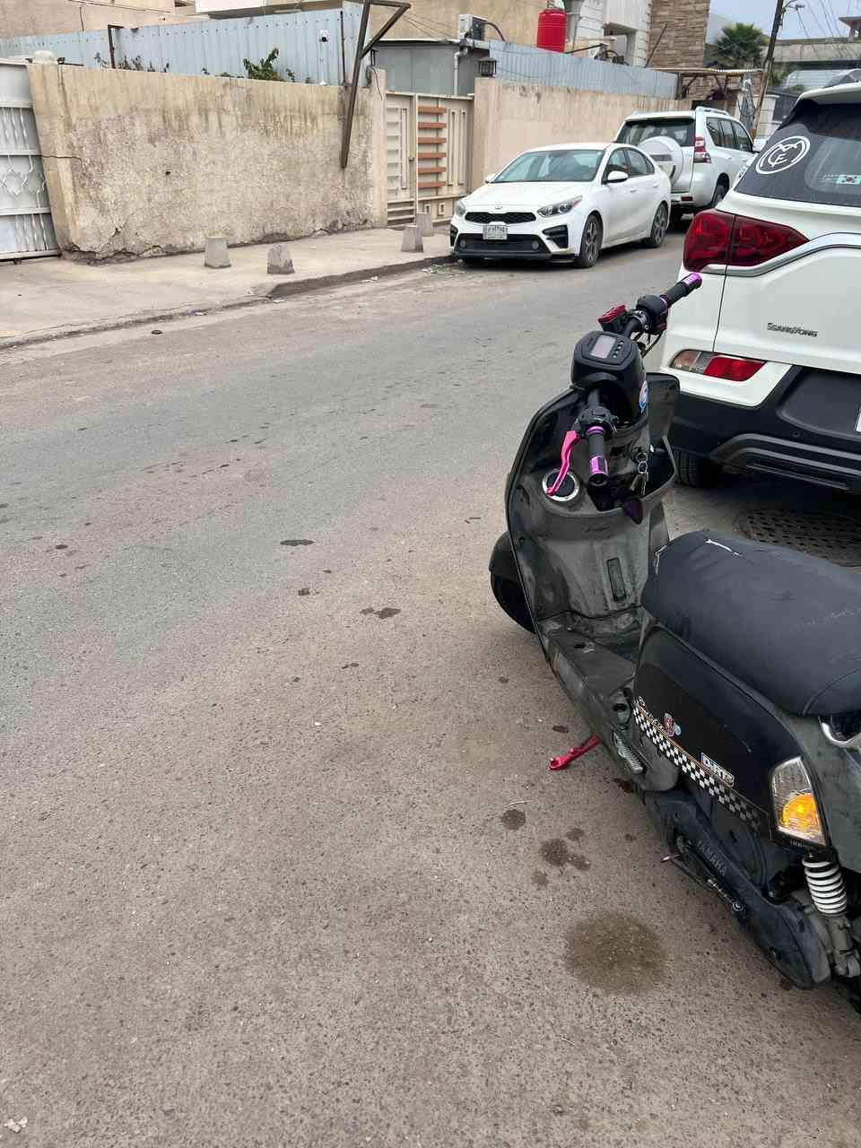 دراجه بوليس نوزل موديل ٢٠٠٨ دراجه رمبه صارلها ٣ اشهور من اخذتها مداريها دهن وبانزين كله محسن دراجه مكينه مكفوله جيب فيتر وتعال افحصها غراض بلاديه موجوده كلشي مكفول بالدراجه السعر ٨٠٠ وبيها مجال دراجه شلعه ومعدل كلجات بلاديه دراجه كلش. مرتبه مكينه خرسه مابيها اي صوت الشراي يطب خاص واتساب لتراسل فيس ميشتغل موقع كراده ***********
