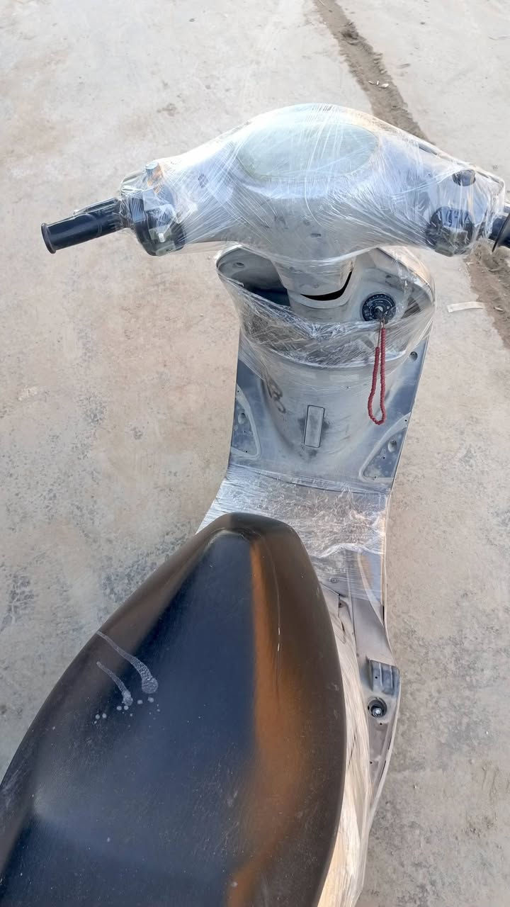 سلام عليكم حبايب قلبي دراجه مغولي للبيع نقص باتري 500وبيها مجال رقم***********
