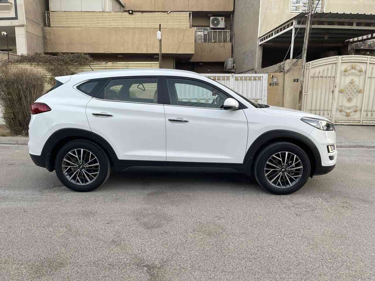 السلام عليكم توسان 2020 خليجي مكفوله كفاله عامه السياره جديده م ***********
