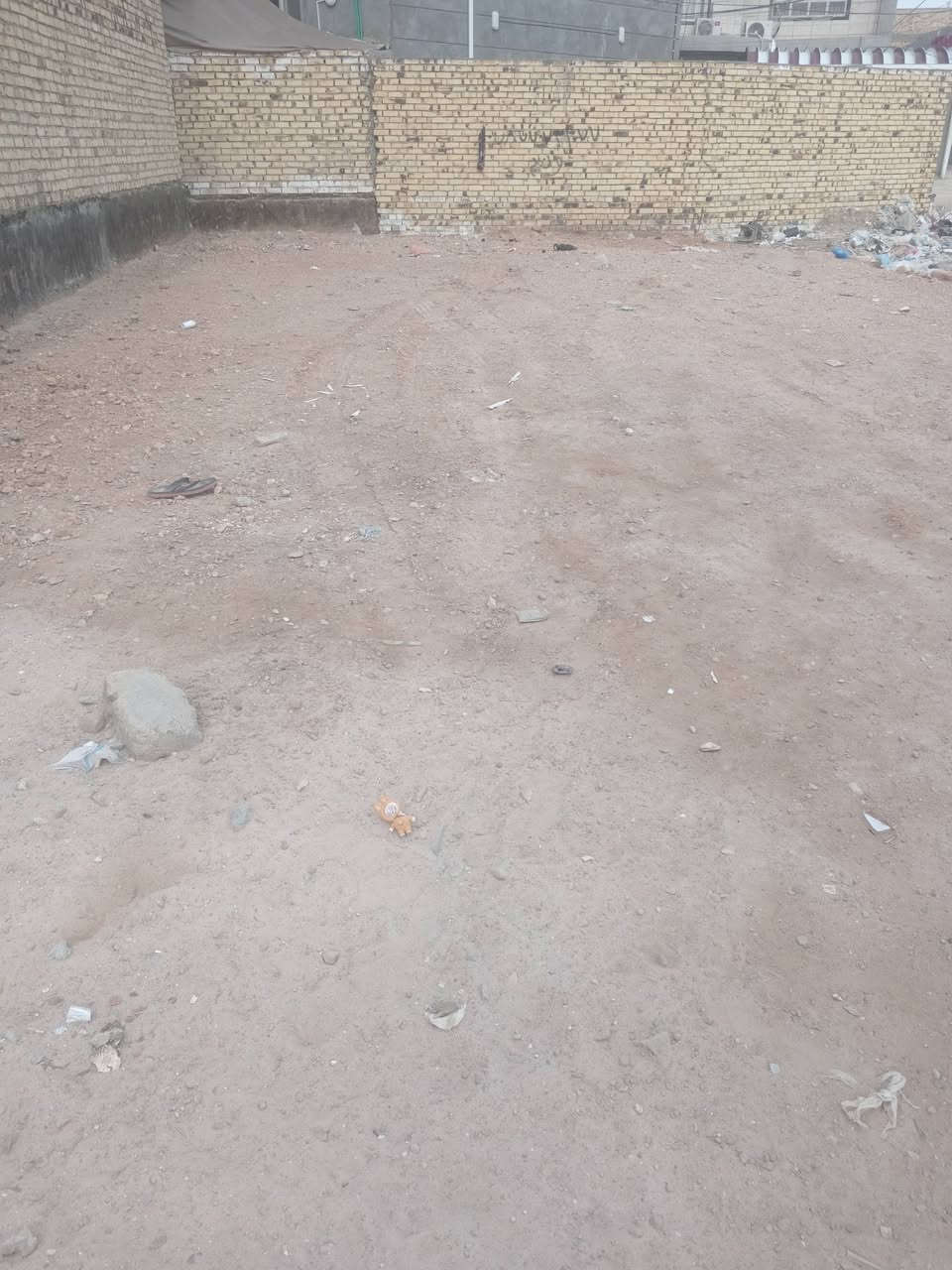 السلام عليكم 
قطعة أرض زراعي سند ٢٥
حلة نادرالاولى شارع الخدمي شارع الامام الحسن
قرب الزيتون
مساحة ١٢٠ واجهة ٨م
خدمات ماء كهرباء مجاري
للاستفسار***********
***********
*********** ابواحمد لبيع وشراء العقارات في بابل مكتب البيت الأمين حلة نادر الأولى قرب آسواق الجمل ملاحضة نستقبل جميع عروض البيع والشراء والايجار الرهن
